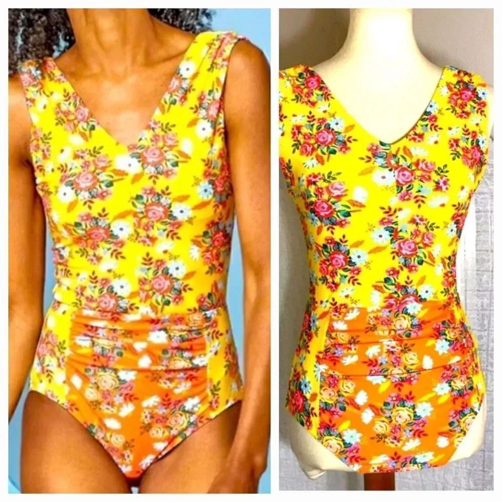 Matilda Jane NWOT Secret Admirer Floral Swimsuit Size Small